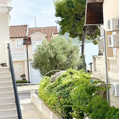 Apartment Feigenterrasse Zaboric